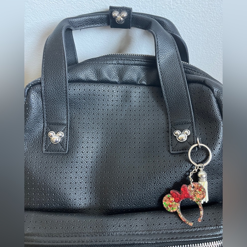 Mickey Mouse Icon Flair Backpack – Black
 with Keychain. - Picture 4 of 7